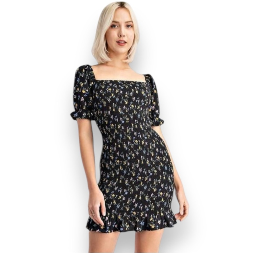 EDIT BY NINE Black Floral Smocked Short Puff Sleeves‎ Mini Dress Medium | NWT